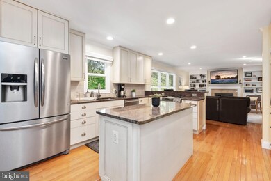 2615 Mountain Laurel Place, Reston, VA 20191 - photo 6