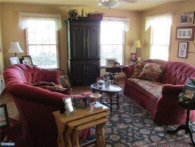 781 Harding Ave, Langhorne, PA 19047 - photo 6