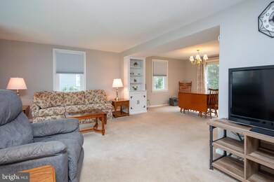 1604 Clive Rd, Oreland, PA 19075 - photo 5