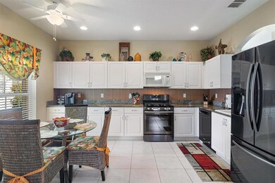 04_389NWBreezyPointLoop_165_LivingRoom_H