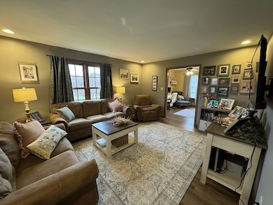 503 Covey Rise Ln, Macon, MO 63552 - photo 2