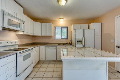 2298 Christian Ave, Redding, CA 96002 - photo 7