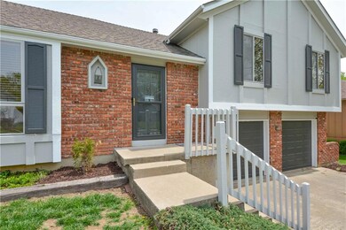 6327 Alden St, Shawnee, KS 66216 - photo 2