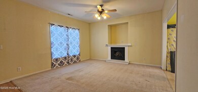 523 Huffmantown Rd, Richlands, NC 28574 - photo 4