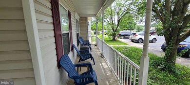 7000 Flag Harbor Dr, District Heights, MD 20747 - photo 4