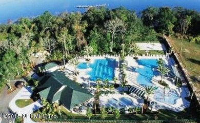 1 Block to Club Pool by Dock