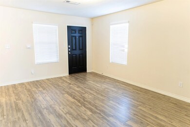 4013 Bonita Springs Dr, Fort Worth, TX 76123 - photo 7