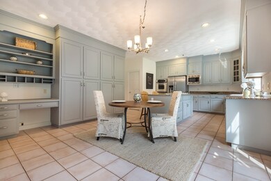 12 Carriage Chase Rd, North Andover, MA 01845 - photo 2