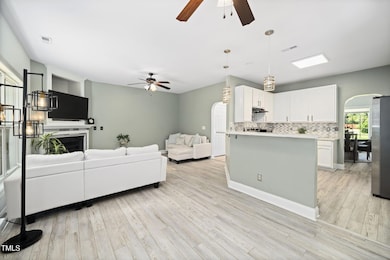 Main Living Space 313 Chapel Valley Ln