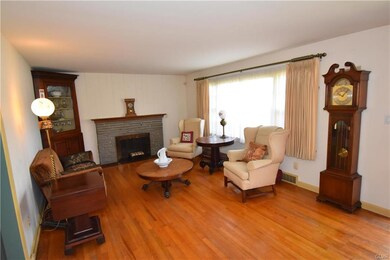 112 Kendon Dr, Easton, PA 18045 - photo 2