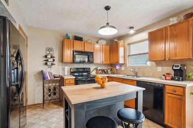 1776 Village Ridge Ln unit 34, Columbus, OH 43219 - photo 6