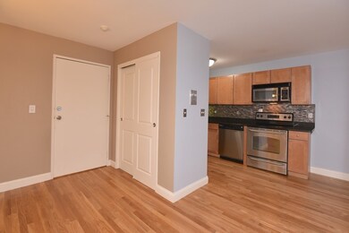48 Coffey St unit 3B, Dorchester, MA 02122 - photo 3