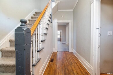 2020 W 5th St, Davenport, IA 52802 - photo 3