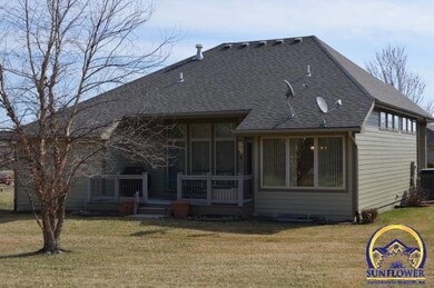 2223 SW Lowell Ln, Topeka, KS 66614 - photo 2