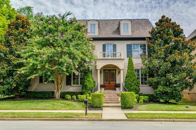 Welcome to 502 Braylon Circle!  Tucked away in Henley subdivision, this boutique style neighborhood is just 2 miles from shopping, entertainment, and all downtown Franklin has to offer!