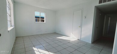 1067 Gloria St, El Paso, TX 79907 - photo 4
