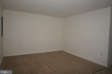 44 Private Ct, Bunker Hill, WV 25413 - photo 3