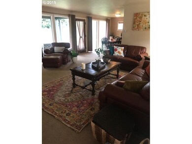 2575 Norkenzie Rd, Eugene, OR 97408 - photo 7