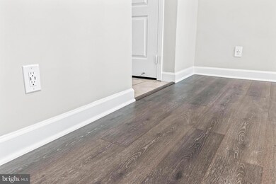 3842 Chesterwood Dr, Silver Spring, MD 20906 - photo 4