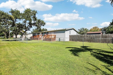 12373 Tree St, Largo, FL 33773 - photo 2