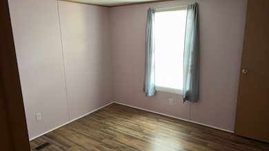 414 Wolf Trap Rd unit 4, Yorktown, VA 23692 - photo 4