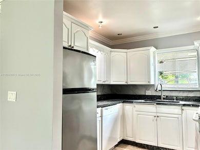 200 Waterway Dr S unit 101, Lantana, FL 33462 - photo 4