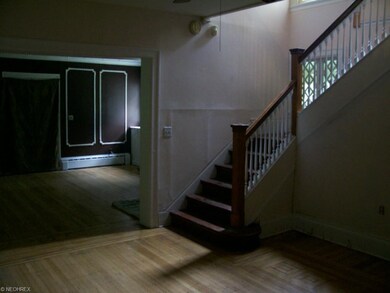 15750 Terrace Rd, Cleveland, OH 44112 - photo 4