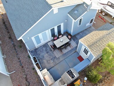 A Outside 0759