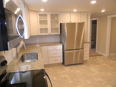 158 E River St, Orange, MA 01364 - photo 4