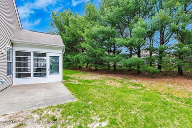 50 Spring Meadow Dr Lakewood-large-027-0