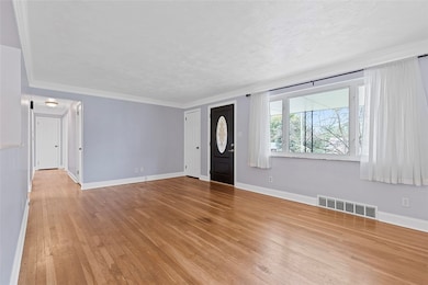 Look at the beautiful hardwood floors!