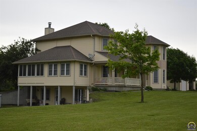 11820 126th Rd, Hoyt, KS 66440 - photo 3