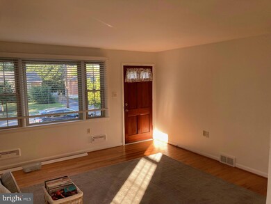 1432 Kent Cir, Winchester, VA 22601 - photo 2