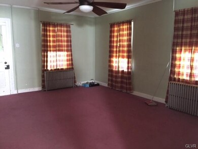 28 Main St, Stockertown, PA 18083 - photo 3