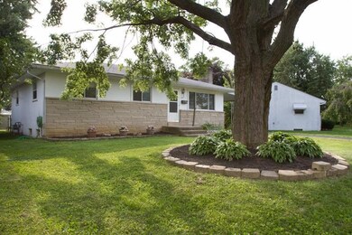 1303 Fowler Dr WEB-4 (800x533)
