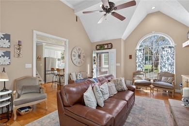 400 Quillens Point Ln, Smithfield, VA 23430 - photo 4