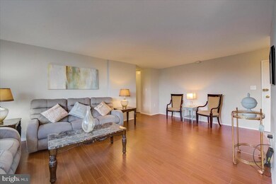 Barcroft Hills Condominium unit 803, Baileys Crossroads, VA 22041 - photo 5