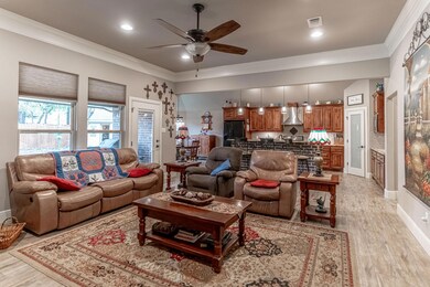 5604 Hondo Dr, Granbury, TX 76049 - photo 7