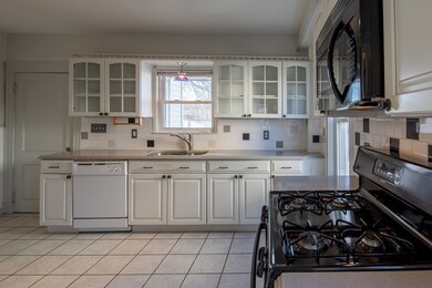 25 Bentley St unit 25A, Brighton, MA 02135 - photo 6