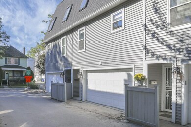 Middle unit of 3 unit building