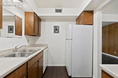 All kitchen appliances are included