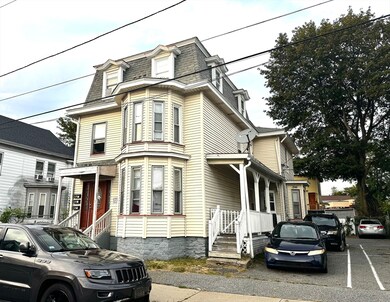 27 W 5th St, Lowell, MA 01850 - photo 2