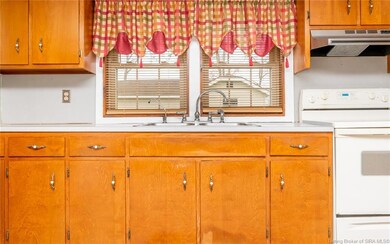 386 S High St, Austin, IN 47102 - photo 6