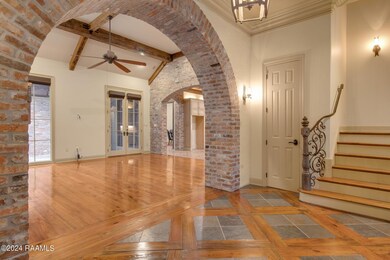 6-web-or-mls-210 Hidden Grove Pl-6