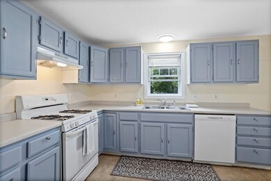 29 7th Ave unit A, Haverhill, MA 01830 - photo 7