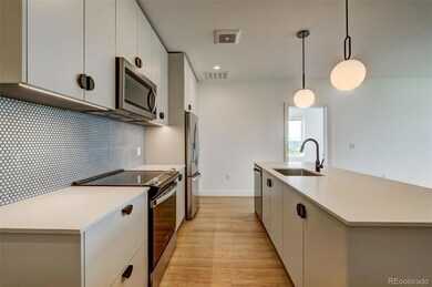 1521 Hooker St unit 427, Denver, CO 80204 - photo 5