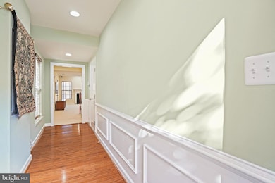 7312 Archsine Ln, Laurel, MD 20707 - photo 4