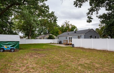 675 Pendleton Ave, Chicopee, MA 01020 - photo 7