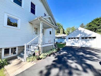 505 Illinois Ave unit B, Batavia, IL 60510 - photo 3