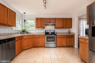 543 Kenan St, Taneytown, MD 21787 - photo 7